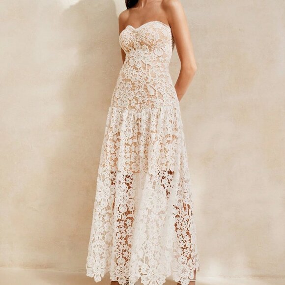 White Elegant Women's Heavy-Embroidered Lace Strapless Romantic Floral Dress - Picture 7 of 7